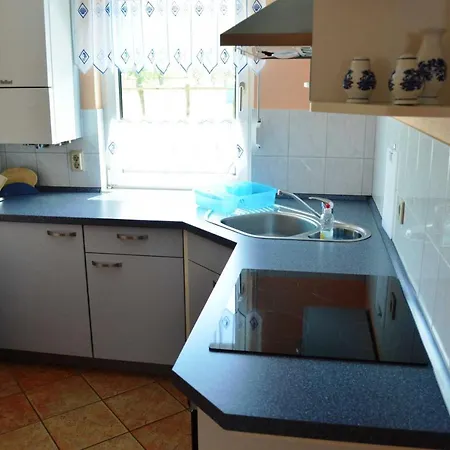 Ferienunterkuenfte Buggenthin アパート *